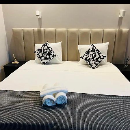 Apartamento Sociedade Farmaceutica Lisbon Luaran gambar