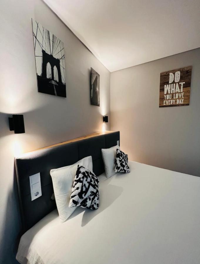 Apartamento Sociedade Farmaceutica Lisbon Luaran gambar