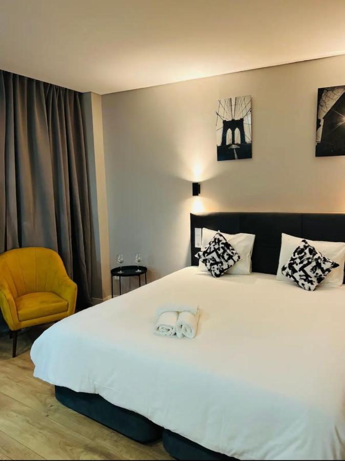 Apartamento Sociedade Farmaceutica Lisbon Luaran gambar