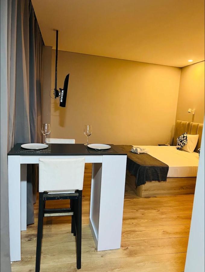 Apartamento Sociedade Farmaceutica Lisbon Luaran gambar