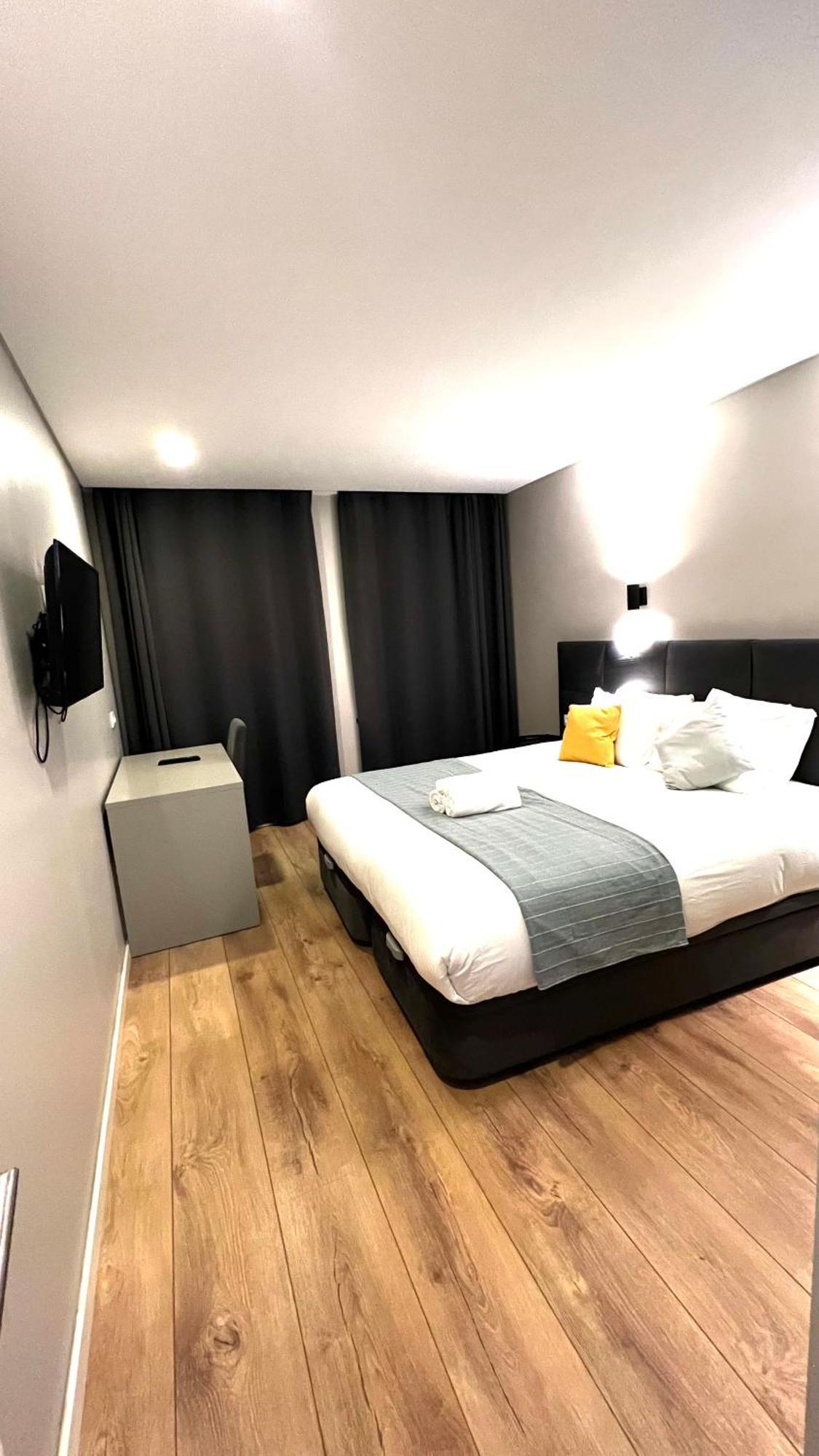 Apartamento Sociedade Farmaceutica Lisbon Luaran gambar