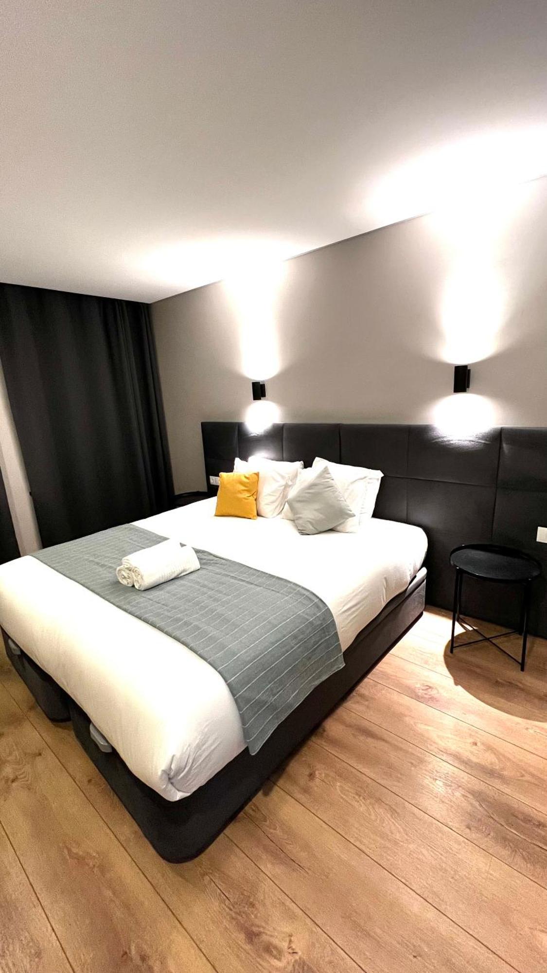 Apartamento Sociedade Farmaceutica Lisbon Luaran gambar